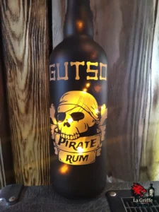 Bouteille personnalisée pirate rum